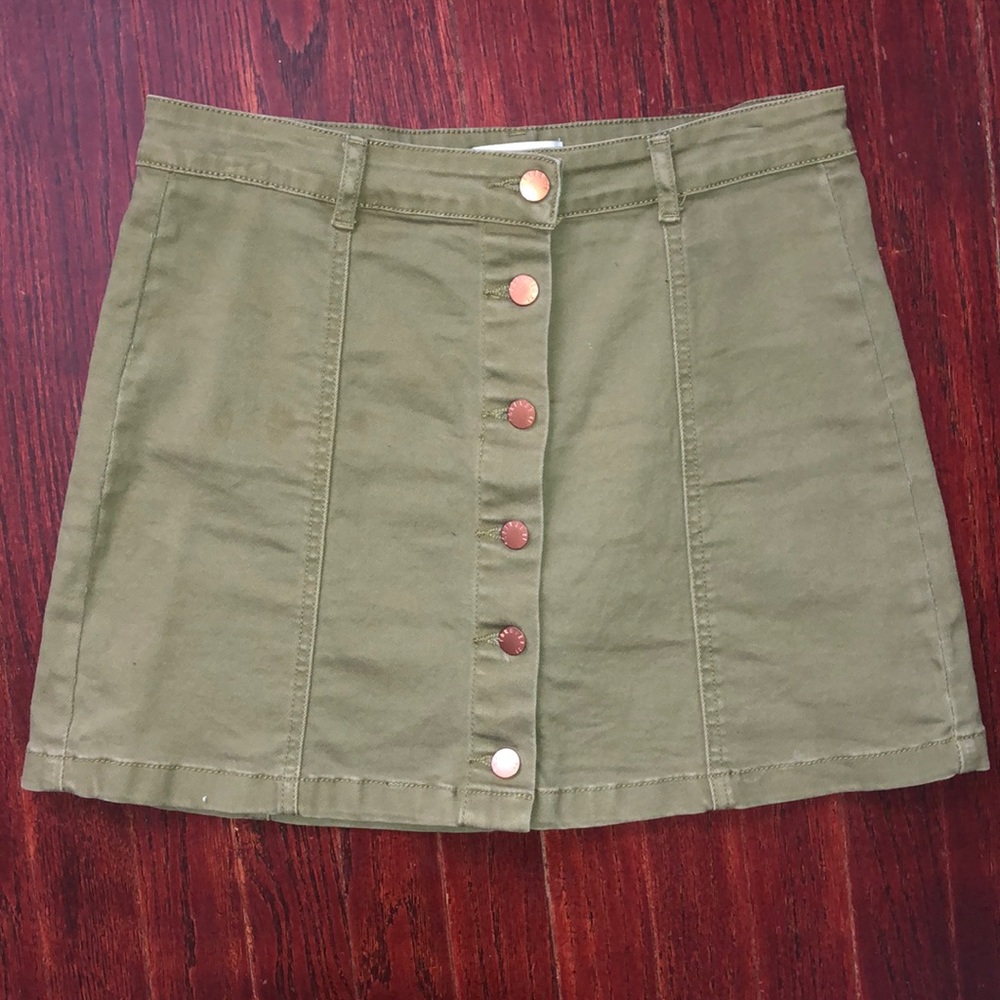 Green skirt